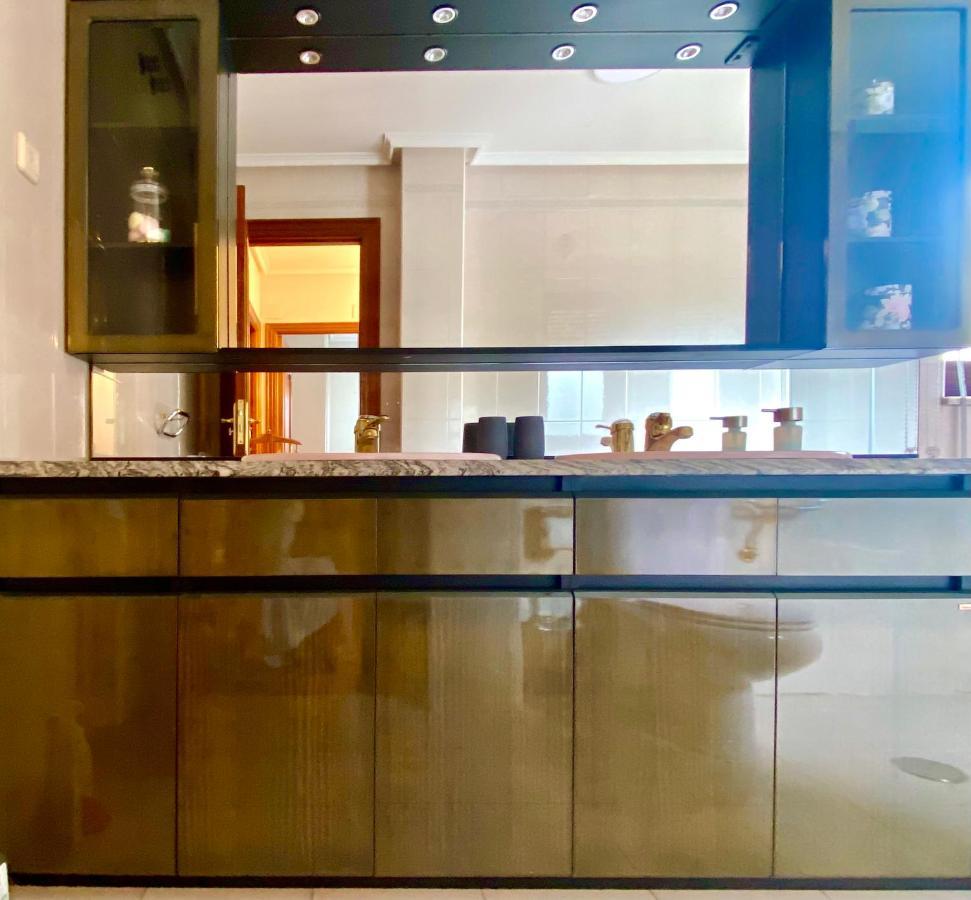 Housing Leon Casa Con Jardin Villa Екстериор снимка