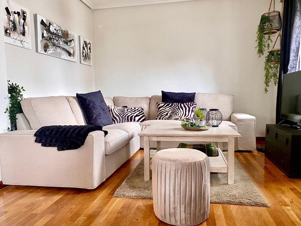 Housing Leon Casa Con Jardin Villa Екстериор снимка