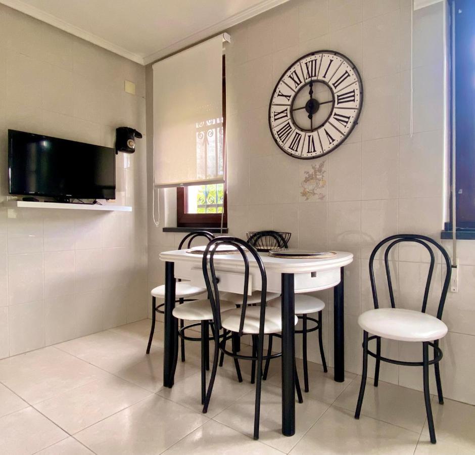 Housing Leon Casa Con Jardin Villa Екстериор снимка